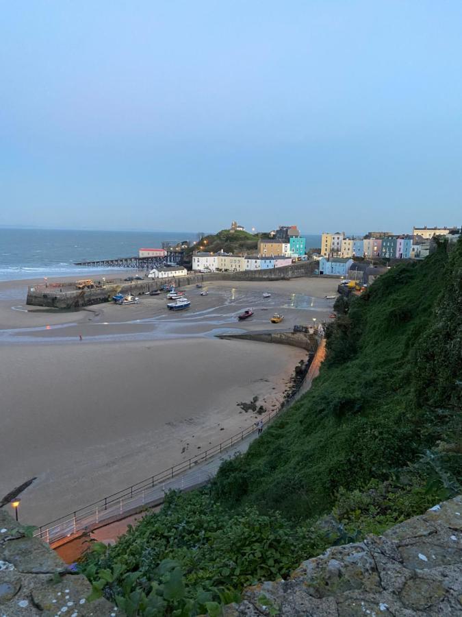 Stylish Tenby Apartment, Great Location, Parking Zewnętrze zdjęcie